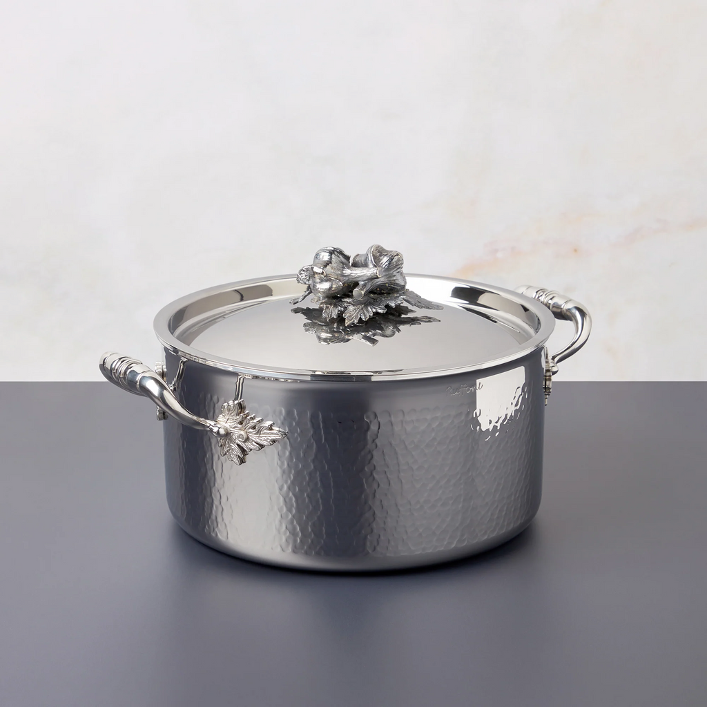 Ruffoni Opus Prima 6 Qt. Covered Stockpot (2 Bulbs of Garlic)